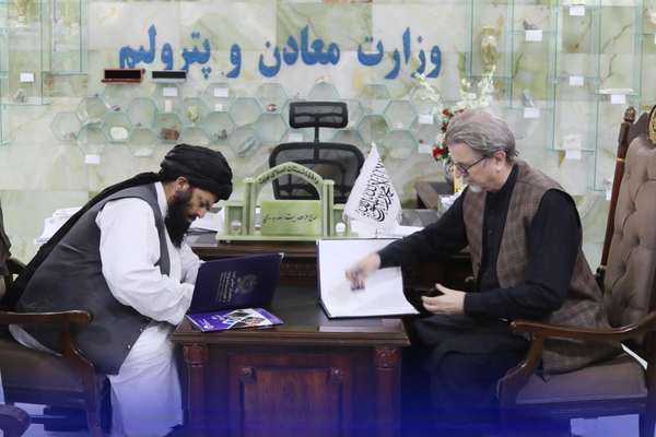 طالبانو له ناروې کمېټې سره د همکارۍ هوکړه لاسلیک کړه