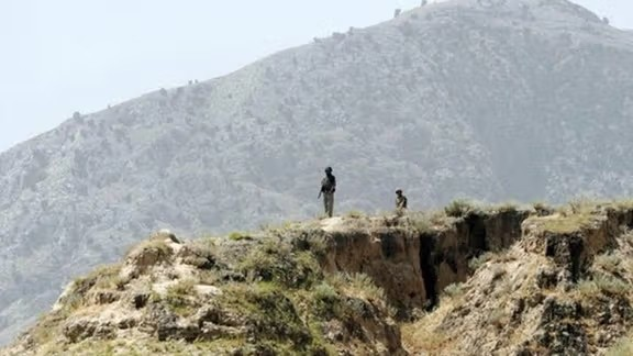 تېرو ۲۴ساعتونو کې پر کونړ د پاکستان په بریدونو کې دوه کسه وژل شوي او ۸ نور ټپیان دي