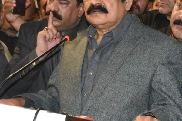 مسؤول باكستاني: إنشاء منطقة عازلة ضروري لمنع تسلل المسلحين من أفغانستان