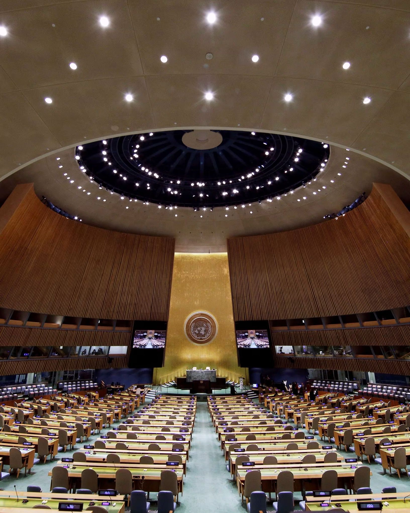  افغان ملت ګوند:سیاسي ګوندونه دې د سیاسي تفاهم له لارې د خلکو غوښتنې ملګرو ملتونو ته ورسوي