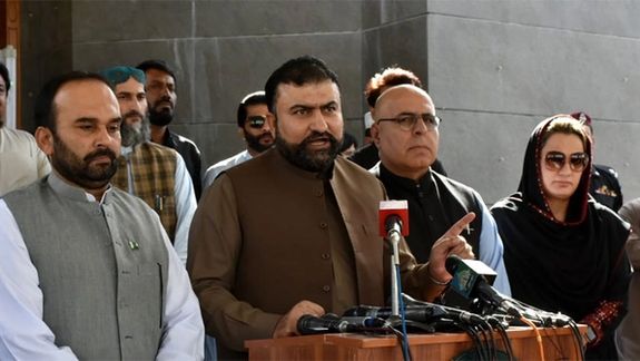 د پاکستان کورنیو چارو وزیر هند د بلوچستان بریدونو کې په لاس لرلو تورن کړ