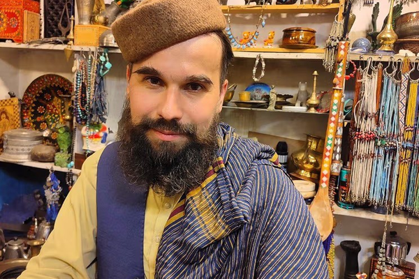 په قاچاق تورن روسی څیړونکی لاهم په کابل کې د طالبانو په توقیف کې دی