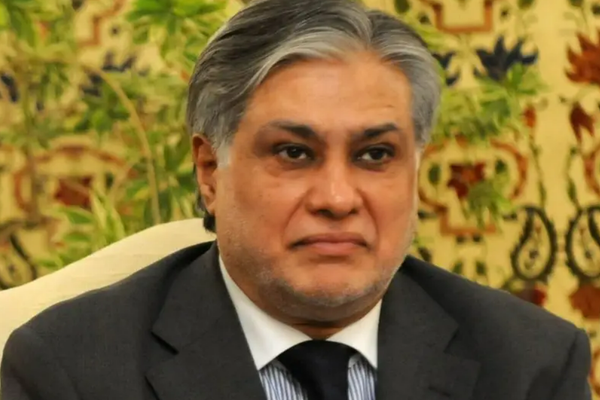 Pakistan’s Foreign Minister Invites Taliban’s FM To Islamabad