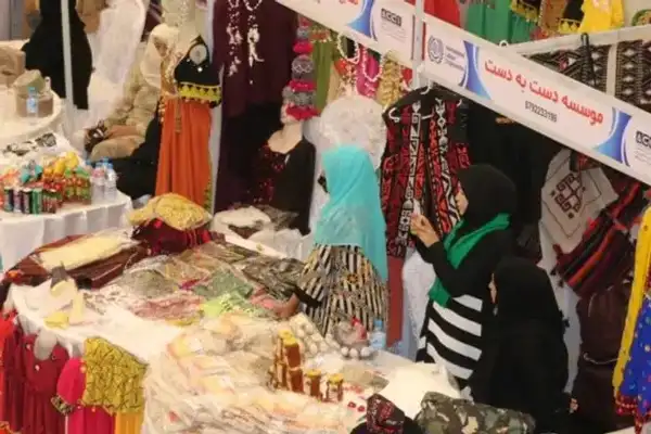 د کار نړۍوال سازمان: په افغانستان کې د کار بازار ته د ښځو لاسرسی خورا محدود شوی