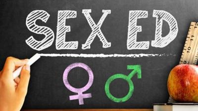 بریتانیا پیش‌نویس لایحه 'ممنوعیت آموزش جنسی' برای دانش‌آموزان زیر ۹ سال مکاتب را اعلام کرد