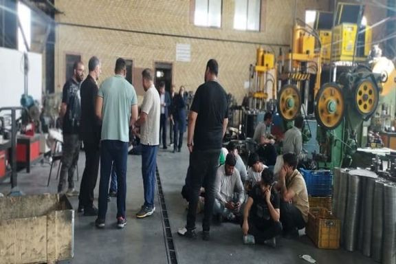 فرمانداری شهرستان رباطکریم تهران از اجرای طرح ضربتی اخراج مهاجران افغان خبر داد