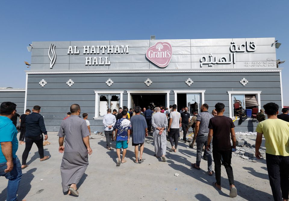 رسانه‌های دولتی از بازداشت یکی از مالکان این سالون خبر داده‌اند