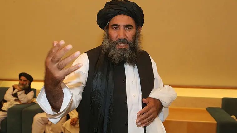 ضعیف: هغه ډلې او اشخاص ناکامېږي چې د بل د خوښې لپاره خپلې سیاسي تګلارې جوړوي