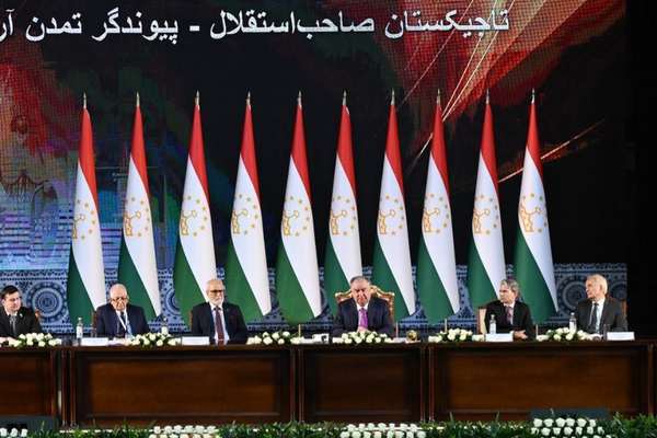 رئیسجمهور تاجیکستان خواستار تقویت همبستگی فرهنگی فارسیزبانان شد
