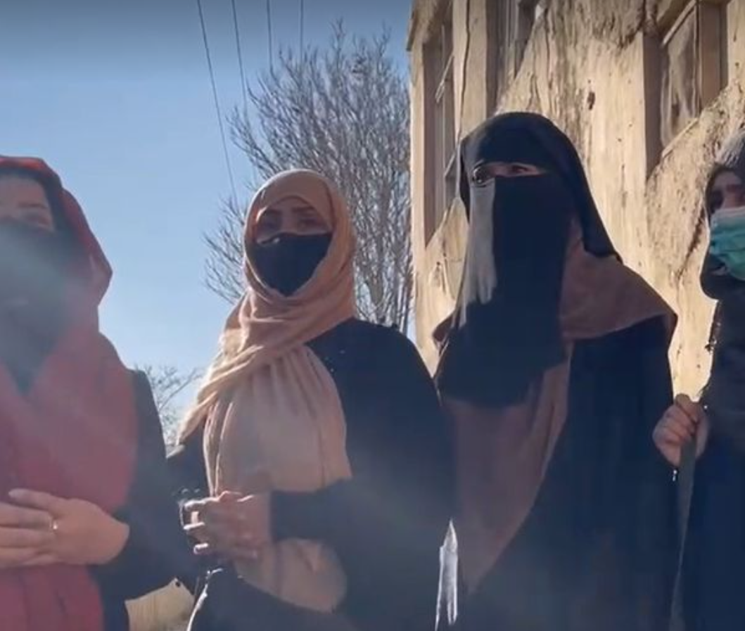 Several Afghan Women Protest Against Closure of Universities