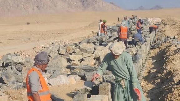 کار ساخت یک عیدگاه جدید در ولسوالی میوند توسط حاجی بشر نورزی 