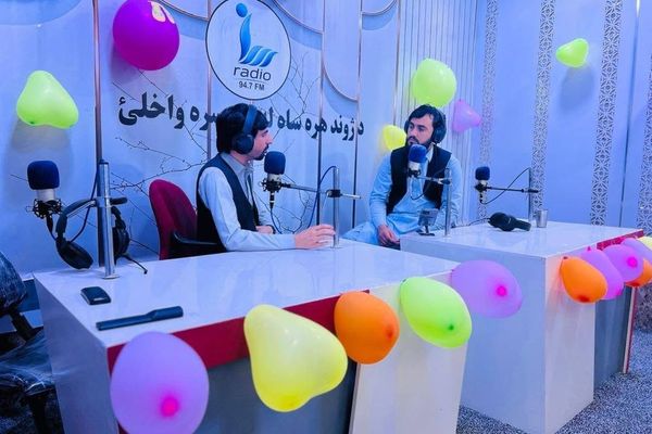 په خوست کې یوې خصوصي راډیو خپل نشرات پیل کړل