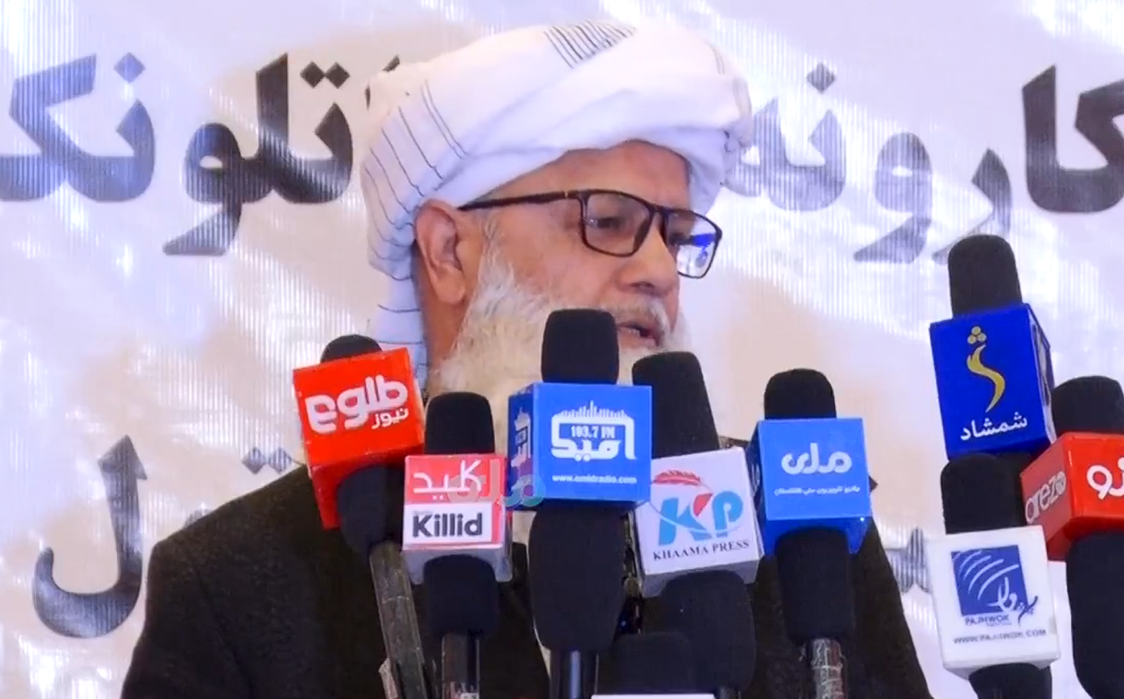 نور الحق انور: د «خیالي استادانو او خیالي مکتبونو» وخت تېر شوی