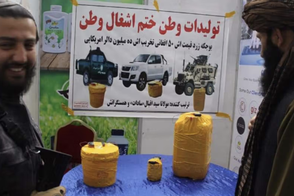 طالبان تجبر قناة تلفزيونية على حذف خبر حول "الهجمات الانتحارية"