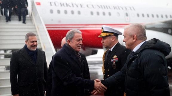 پس از یک دهه تنش، وزیران دفاع سوریه و ترکیه برای نخستینبار در مسکو دیدار کردند