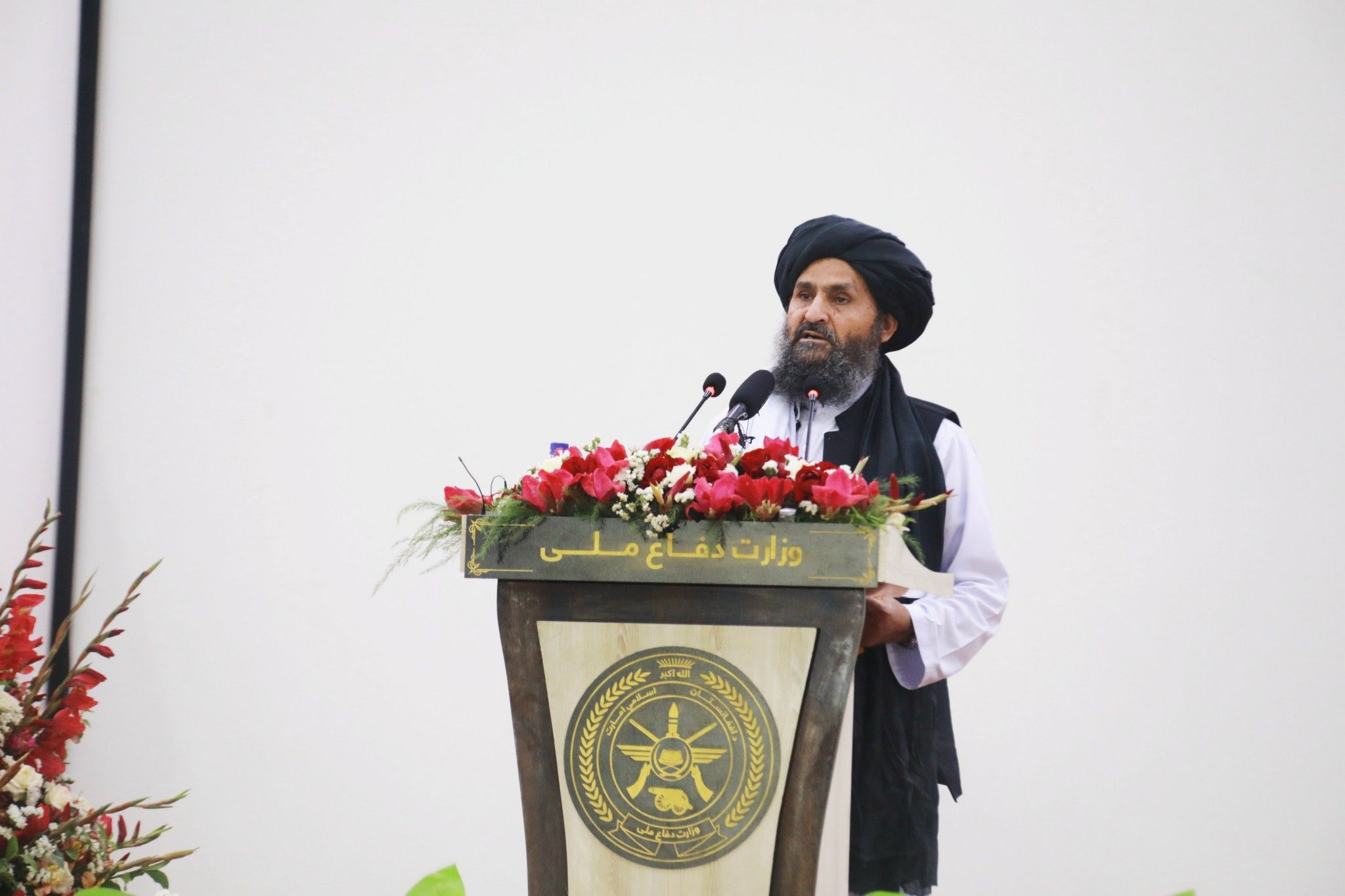 ملا برادر: در مورد کشورهایی که نیت بد نسبت به افغانستان دارند، محاسبه خواهیم کرد