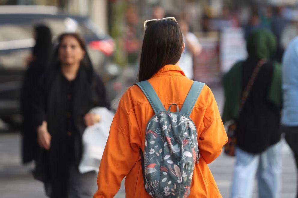 د امریکا د بهرنیو چارو وزارت: د ښځو د کرامت د ساتنې لپاره د ایران له خلکو سره یو