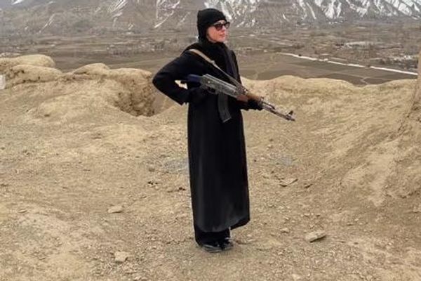 طالبان وايي په تېرو څلورو کلنو کې افغانستان ته ۲۴ زره بهرني سېلانیان راغلي دي