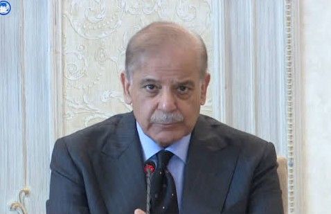 شهباز شریف: «د افغانستان له خاورې په پاکستان کې ترهګري روانه ده»