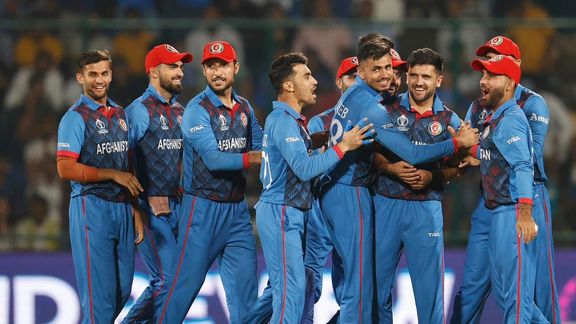 مجیب ځدراڼ د زمبابوې پر وړاندې افغان لوبډله کې لوبیږي