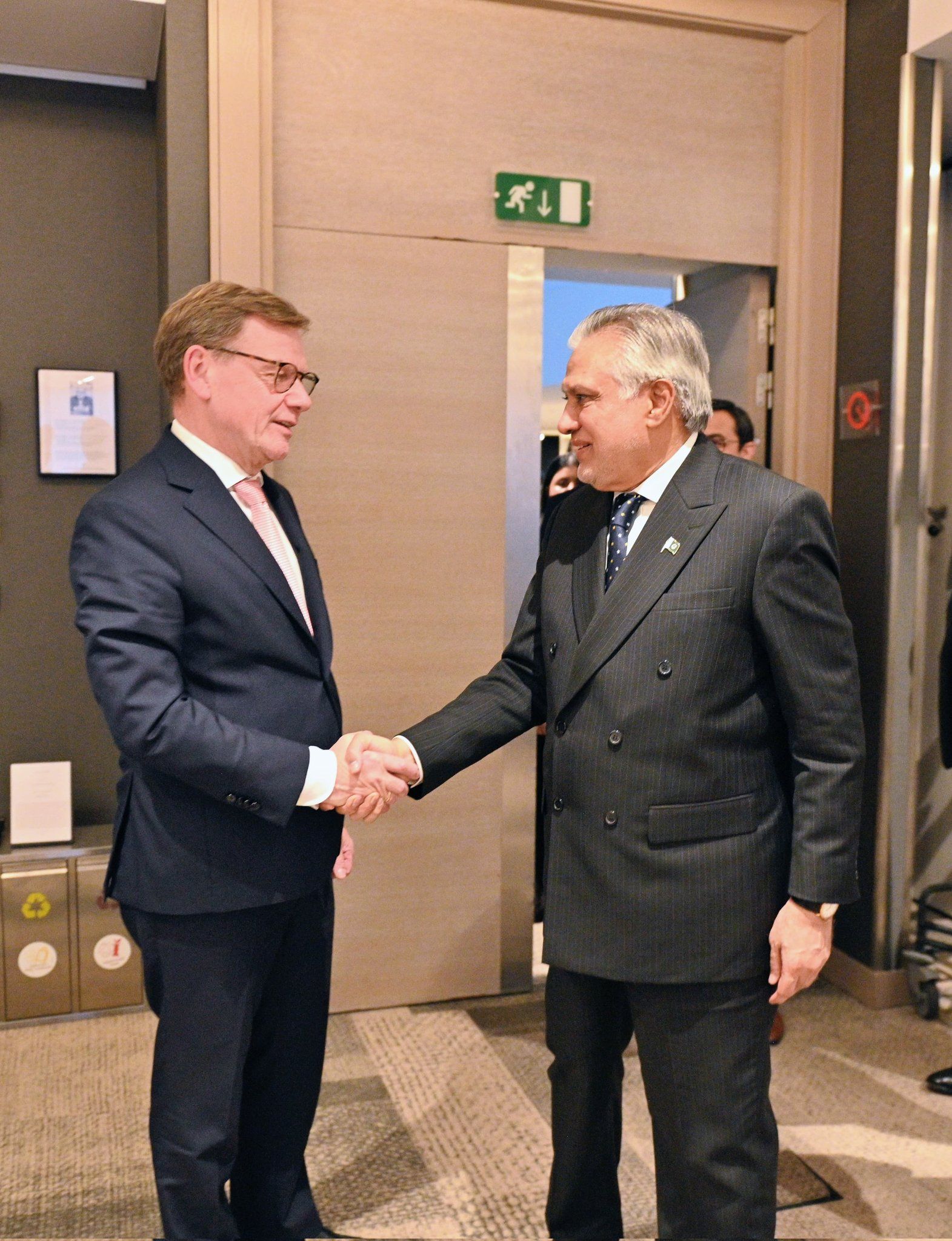 وزیران خارجه آلمان و پاکستان درباره افغانستان گفت‌وگو کردند