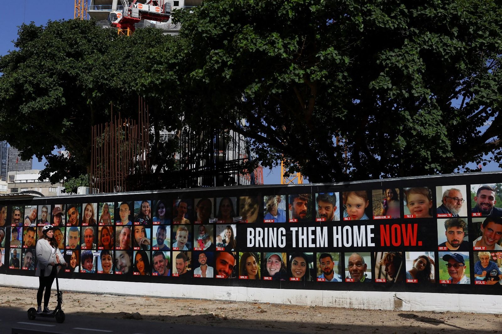 دیلی‌میل: احتمالا تنها ۴۰ گروگان در بند حماس زنده‌اند
