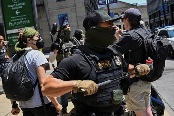 د امریکا یوې محکمې د یوه نیول شوي ایراني کډوال د خوشې کولو امر کړی