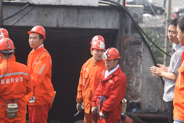 د چین په ختیځ کې د سرو زرو کان کې د چاودنې له امله اووه کسان مړه شوي