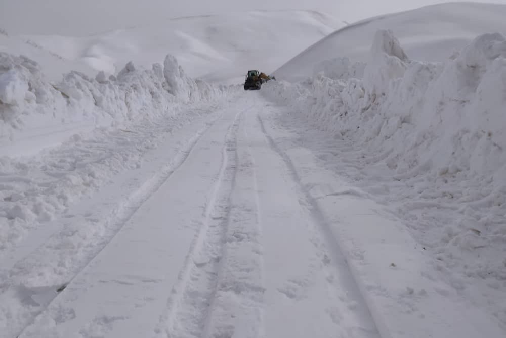طالبان می‌گوید در یک شبانه‌روز پنج نفر در پی برف‌باری و سیل جان باختند