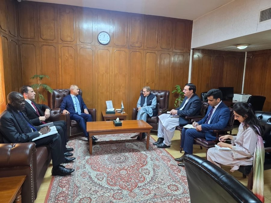 محمد صادق: په افغانستان کې مېشتې ترهګرې ډلې د سیمې لپاره جدي ګواښ دی