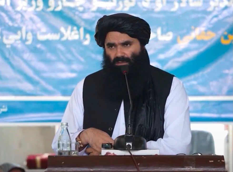 سراج الدین حقاني: په نړیوال سیاست کې پر افغانستان د باور جوړولو هڅه کوو 