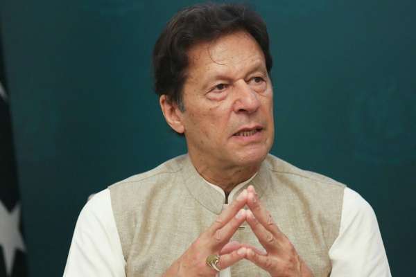 عمران خان: په قبایلي سیمو کې عملیات د پوځ پروړاندې د خلکو کرکه زیاتوي