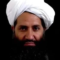 ملا هبتالله اخوندزاده: امریکا او ناټو دې زور وهي او موږ دې د شریعت له نفاذه راوګرځوي