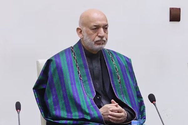 کرزی: افغانستان برای توسعه به آموزش دختران و پسران نیاز دارد