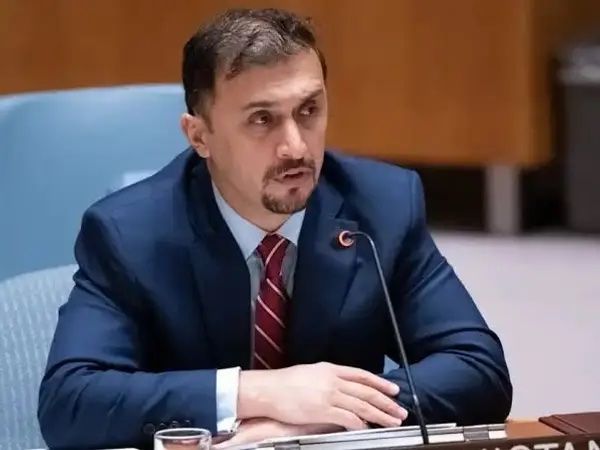 فایق از بی‌تفاوتی کشورها در برابر نقض گسترده حقوق بشر در افغانستان انتقاد کرد