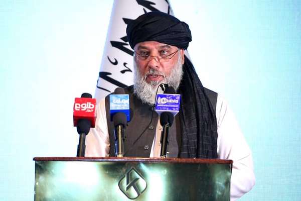 د طالبانو د سوداګرۍ وزیر وايي چې په قرغیزستان کې د افغانستان د «سوداګرۍ کور» جوړوي