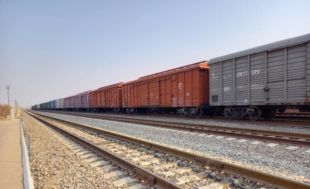 اوزبیکستان حمل و نقل به افغانستان از راه خط آهن حیرتان-مزارشریف را تعلیق کرد