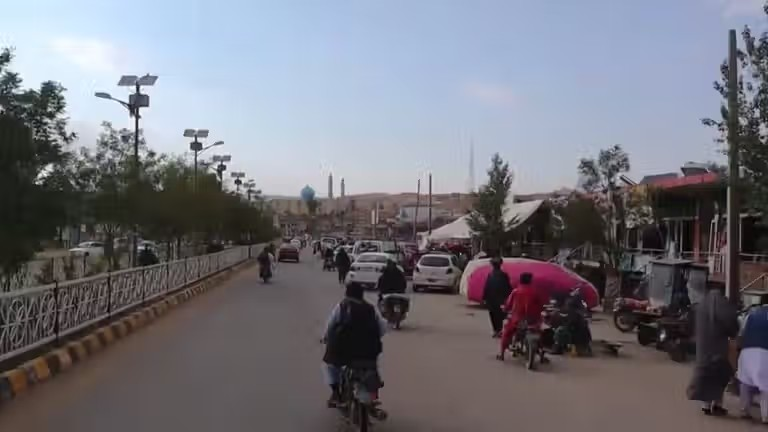 جبهة الجمهورية تتبنى الهجوم على قيادة شرطة طالبان في غور