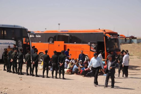 له ایران څخه افغانستان ته ۲۹۴ افغان محکومان ولېږدول شول