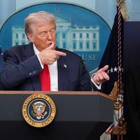 لوی درستیز طالبان: امریکا از ما خواستههایی دارد اما عملی نمیکنیم