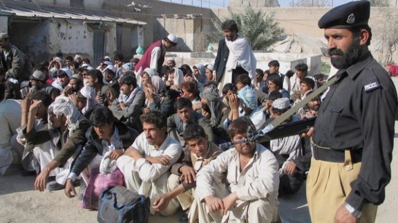 پښتونخوا کې حکومت وايي، چې د افغان کډوالو د جبري ستنولو لړۍ پیلوي