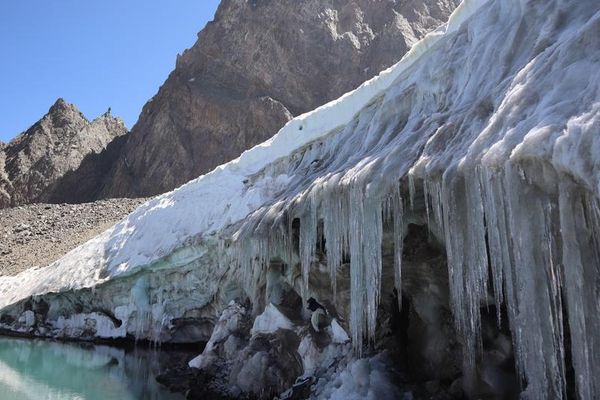 د افغانستان د طبیعي یخچالونو چټک ویلې کېدل، زراعت او د خوراکي توکو تولید ګواښي