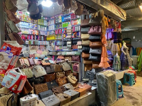 د کندهار ښار دویمه حوزه کې د رنګریزانو دانې په نوم مارکیټ