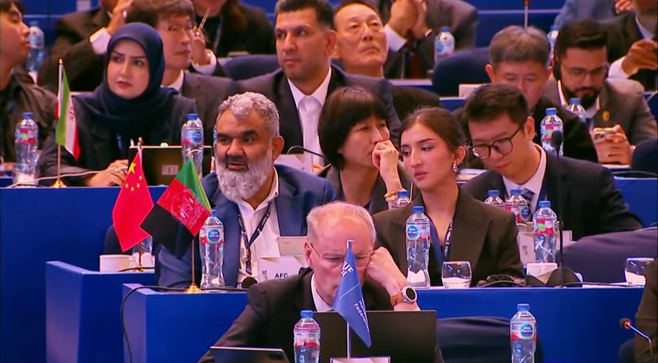 حضور هیئت فدراسیون هندبال افغانستان در کنگره جهانی و دیدار با رئیس آسیایی