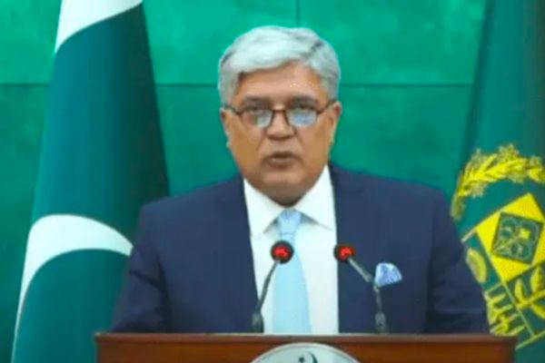 Pakistan Engages In Talks With US On Resumption Of Afghan Refugee Transfers