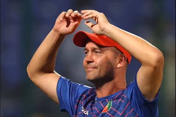 پایان یک دوره؛ جدایی جاناتان تروت از تیم ملی کریکت افغانستان