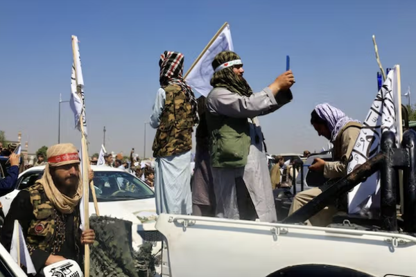 مراسلون بلا حدود: الرقابة القمعية تخنق العمل الصحفي في أفغانستان