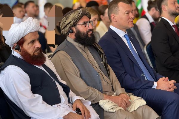 د طالبانو د ورزش ادارې مشر د روسیې په نړیوال ورزشي فورم کې ګډون کړی