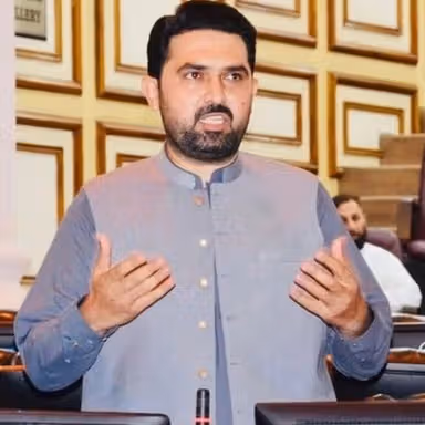 له زندانه د عمران خان د خلاصون لپاره؛ د خېبرپښتونخوا سر وزير د ځواک جوړولو اعلان وکړ