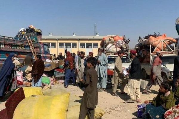 د افغان کډوالو ۴۲۰ کورنۍ له پاکستان او ایران څخه افغانستان ته ستنې شوې دي